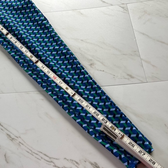 Boden High Waisted Pocket geometric print leggings size 4 - Picture 10 of 11